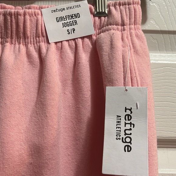 NWT Refuge Athletics joggers - Picture 2 of 6